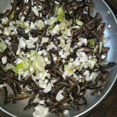 A picture of Omena fried.