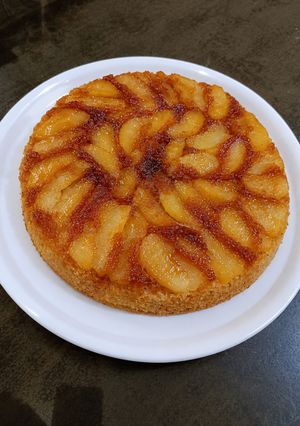 صورة لوصفة مقلوبة التفاح 🍎