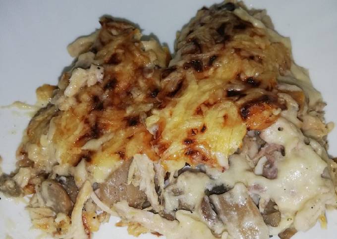 Gratin de poulet avec champignons