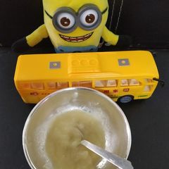 A picture of Steamed Pear Puree For Babies.
