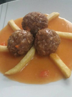 Una foto de Albóndigas en salsa