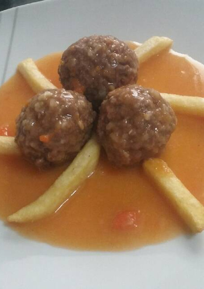 Una foto de Albóndigas en salsa
