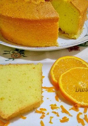 Una foto de Bizcocho de naranja