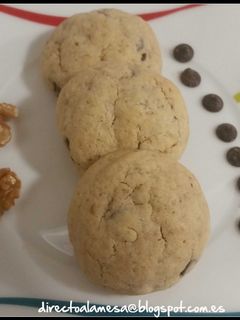 Una foto de Galletas de chocolate y nueces