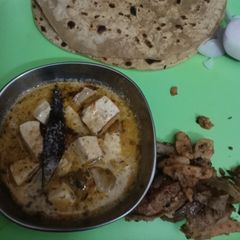 A picture of Paneer Makhani.
