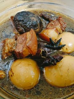 รูปของ ไข่พะโล้หมูสามชั้นเห็ดหอม