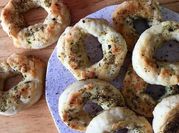 Una foto de donas sin huevo al horno