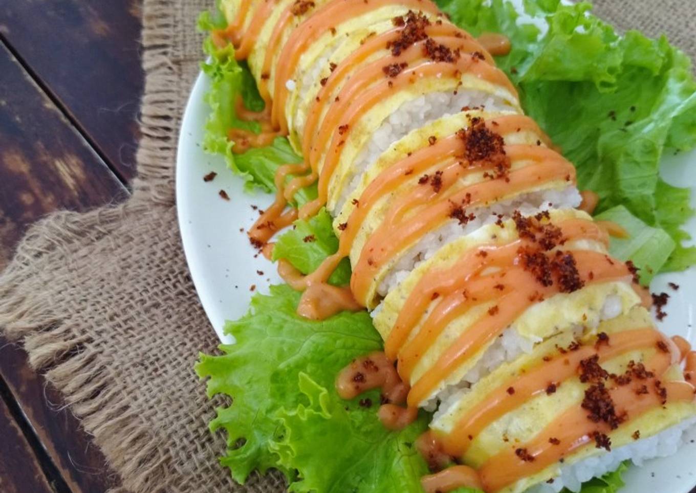 Nasi Gulung Saus Mentai