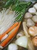 Suki / Steamboat Bakso Seafood dengan Jamur Enoki 💛🍄