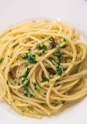 A picture of Spaghetti Aglio Oglio Peperoncino.