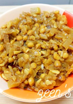A picture of Kaddu Chana Daal.