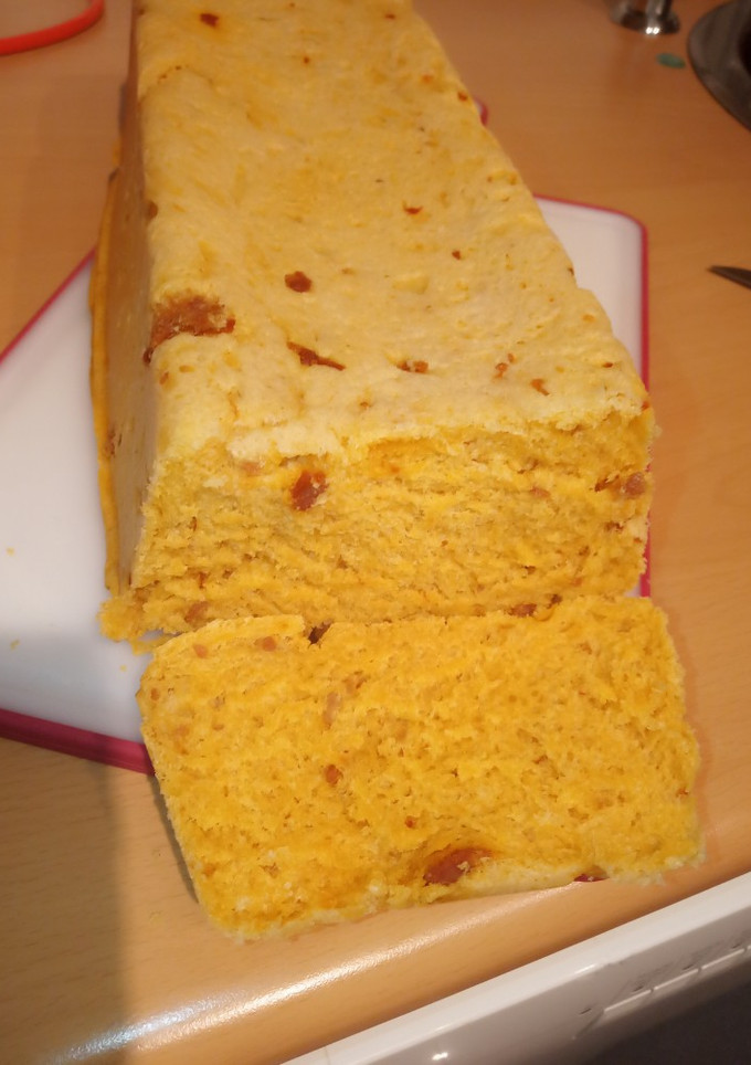 Una foto de Pan con trocitos de chorizo