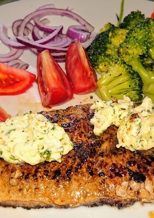 Marhahátszín petrezselymes vajjal - LC recept fotója