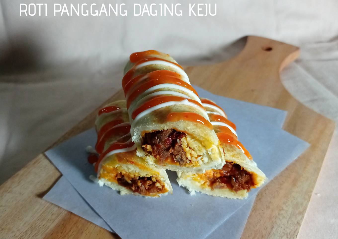 Roti Panggang Daging Keju