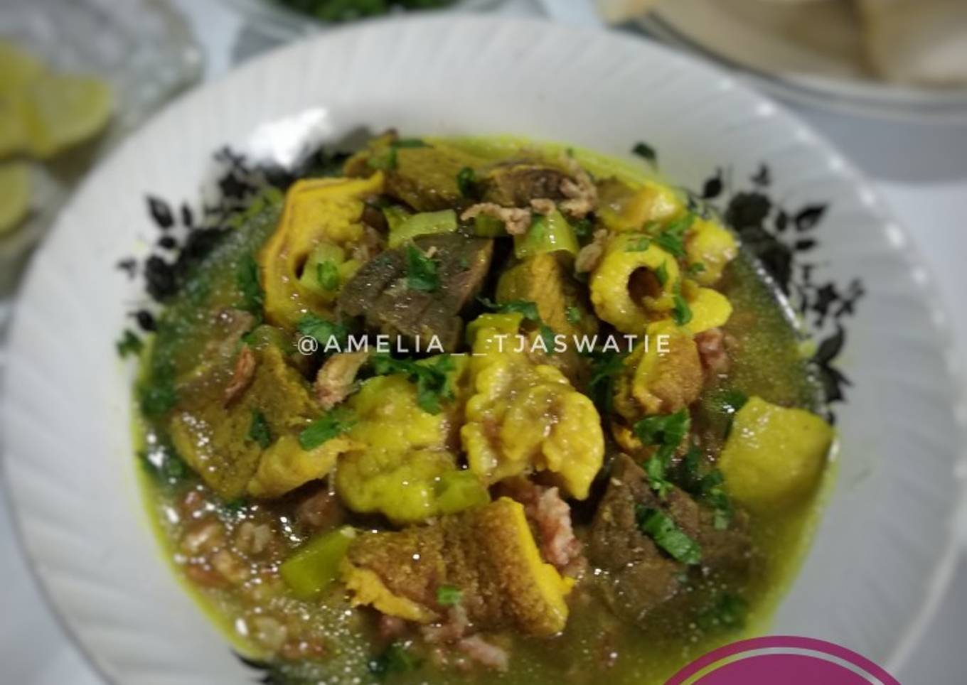 12. Soto Daging Madura