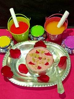 রোজ রাবড়ি (Rose Rabdi recipe in Bengali) রেসিপির প্রধান ছবি
