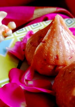 A picture of Rose flavoured Modaks.