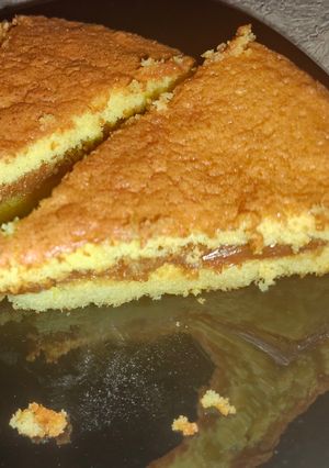 Una foto de Bizcochuelo con Dulce de Leche