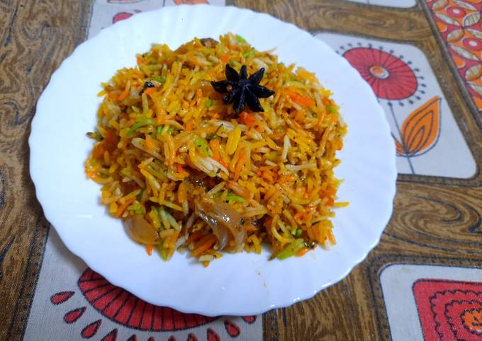 Veg Dum biryani Recipe by Dolly Kachhwani - Cookpad