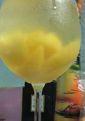 Hình của món Đào ngâm.