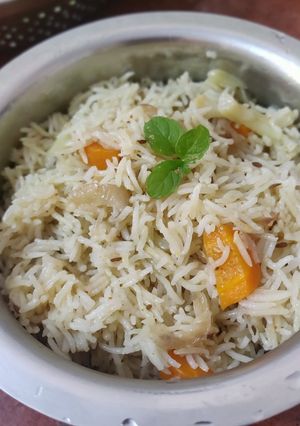 A picture of Vegetable Pulao.