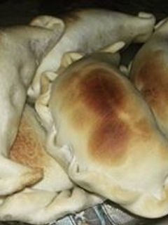 Una foto de Empanadas de carne con masa casera