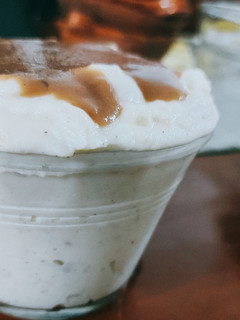 Una foto de Puré de papa con salsa gravy