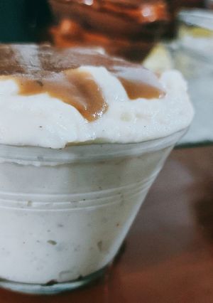 Una foto de Puré de papa con salsa gravy