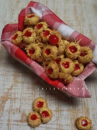 Recipe 21. Strawberry thumbprint cookies #prRamadhan_kukirainikukis the Awesome  Perfect