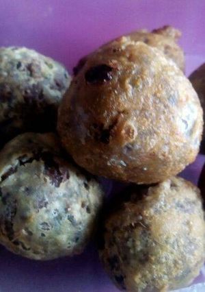 A picture of Spicy confetti meatballs.