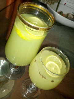 A picture of Pineapple cucumber juice.