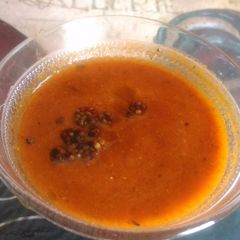 A picture of Garlic chutney.