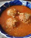 Albóndigas con chipotle y algo más