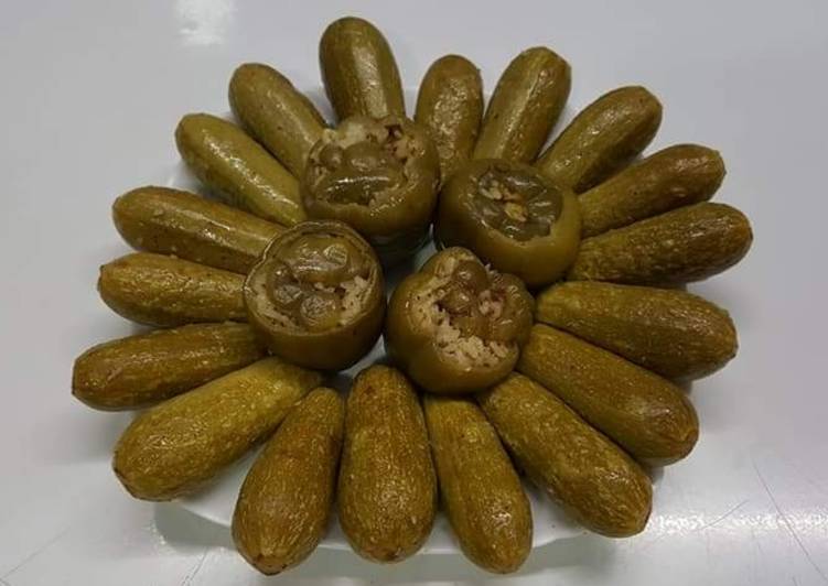 محشي كوسا وفليفلة بالليمون