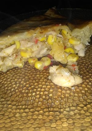Una foto de Tarta de pollo con masa casera