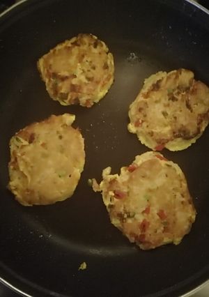 Una foto de Fritos de atún