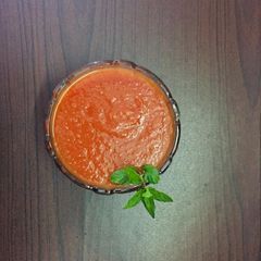 A picture of Tomato sauce.