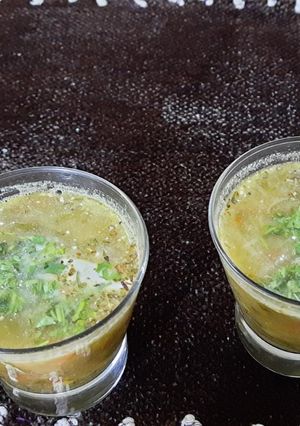A picture of Cabbage soup.