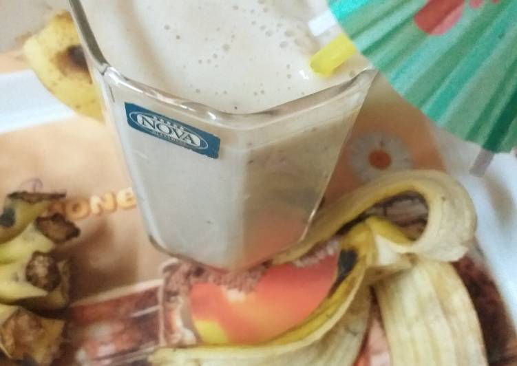 Recipe of Banana shake in 25 Minutes for Young Wife