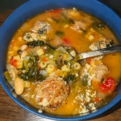 A picture of Escarole Soup.