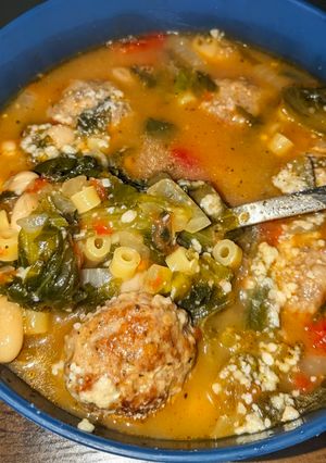 A picture of Escarole Soup.