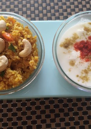 તવા પુલાવ અને દહીં(Tava Pulav Ane Dahi Recipe In Gujarati) રેસીપી મુખ્ય ફોટો