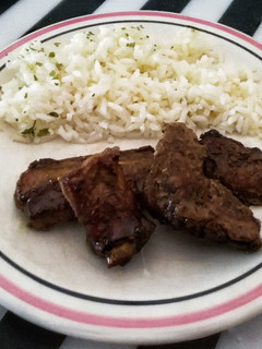 Una foto de Costillas con marinado asiático