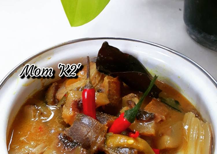 Resep KIKIL SAPI KUAH SANTAN PEDAS MOM 'K2' - Foody Bloggers