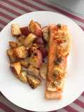 Salmón al limón con alcaparras