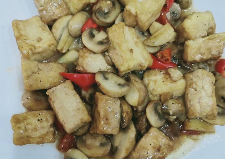 Tahu Jamur Masak Kecap Manis Pedas
