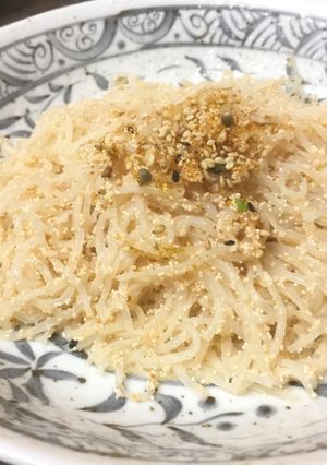 A picture of Japanese Diet Food Konjac Noodle Cooking.