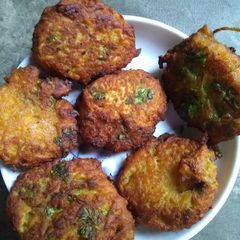 A picture of Potato coconut fritters.
