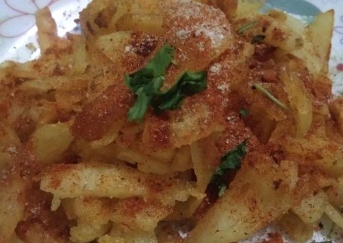 क्रिस्पी पोटैटो फ्राई (crispy potato fry recipe in Hindi) Recipe