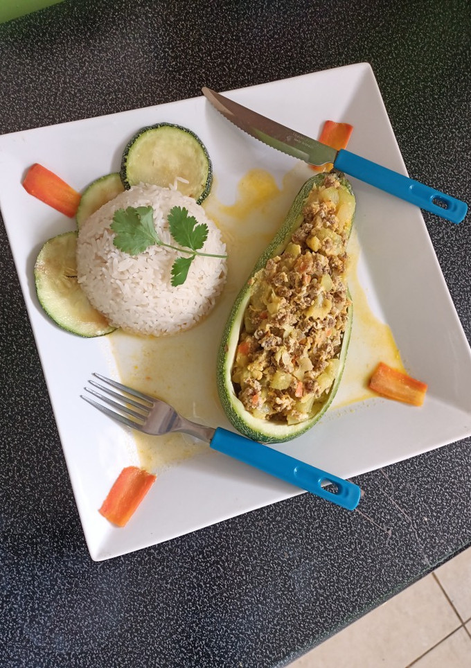 Una foto de Cocina fácil... guiso de zapallo italiano ♥️♥️